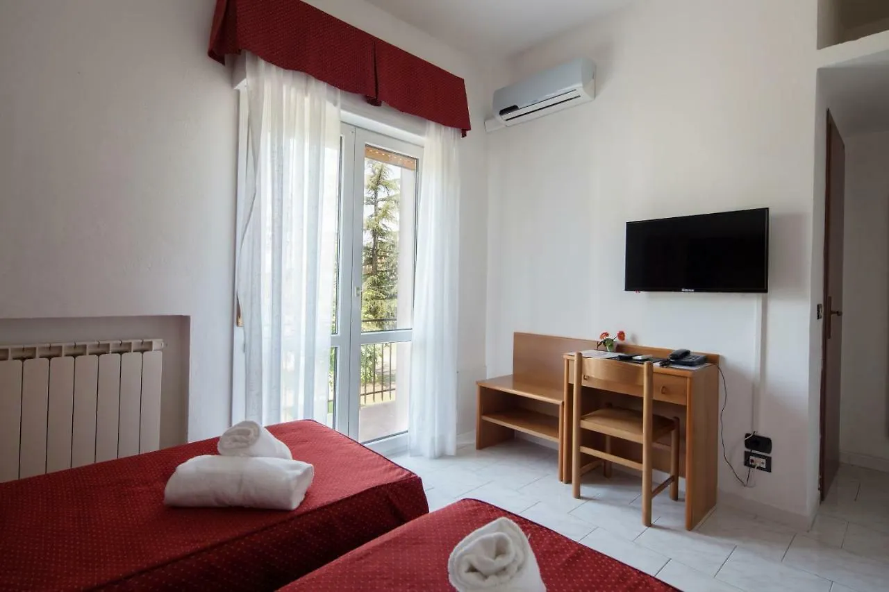 Hotel Nella La Spezia 3*,